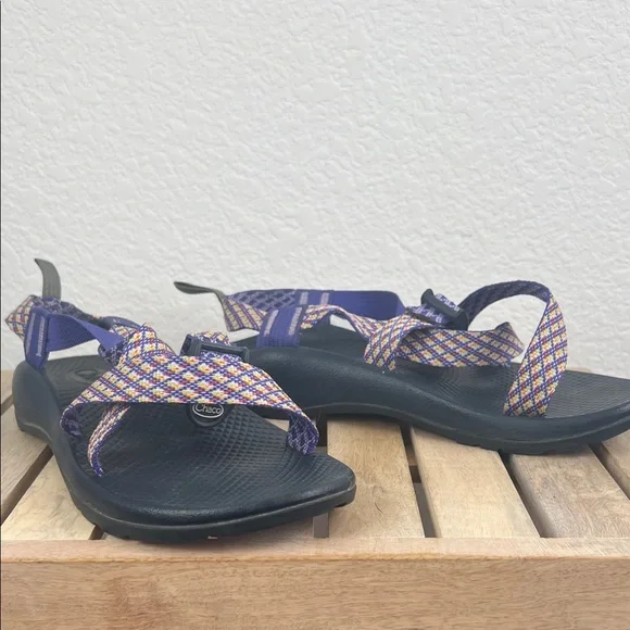 Chaco Women's Z/1 Echo tread Sandals in Purple and Orange Size 7 - Picture 4 of 6